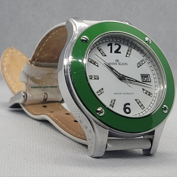 ANNE KLEIN Vintage Ladies Watch - Picture 6 of 12